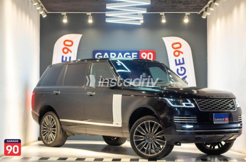 Land Rover Range Rover Vogue 2021 Black Automatic Used for Sale in Cairo - 3