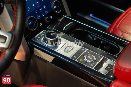 Land Rover Range Rover Vogue 2021 Black Automatic Used for Sale in Cairo - 8