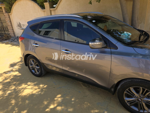 Hyundai IX 35 2015 Gray Automatic Used for Sale in Greater Cairo ( Cairo + Giza) - 2