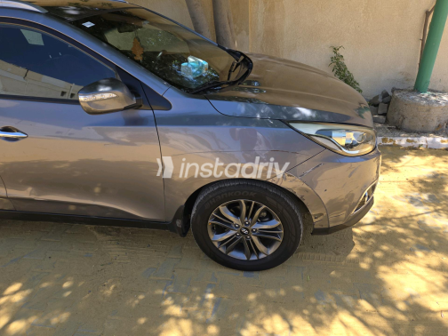 Hyundai IX 35 2015 Gray Automatic Used for Sale in Greater Cairo ( Cairo + Giza) - 9