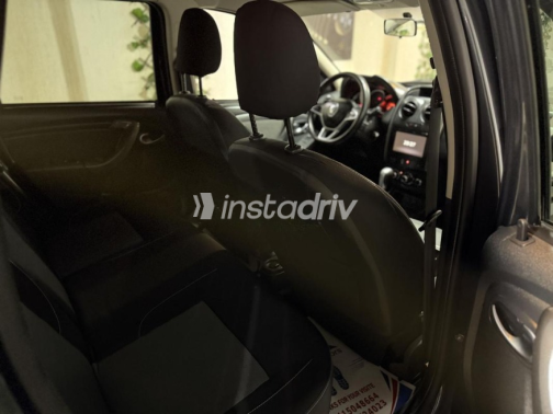 Renault Duster 2018 Gray Automatic Used for Sale in Cairo - 10