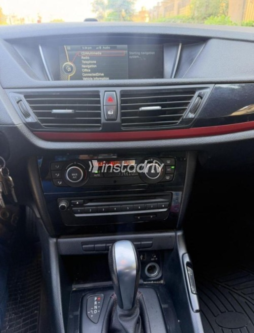 BMW X1 2015 Silver Automatic Used for Sale in Al Shorouk - 6