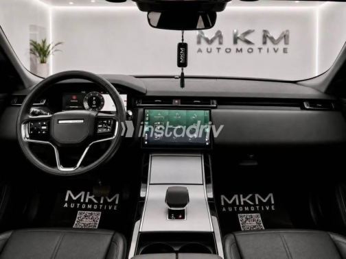 Land Rover Velar 2024 Black Automatic Used for Sale in Cairo - 6