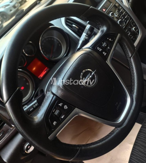 Opel Astra 2020 Gray Automatic Used for Sale in Nasr city - 7