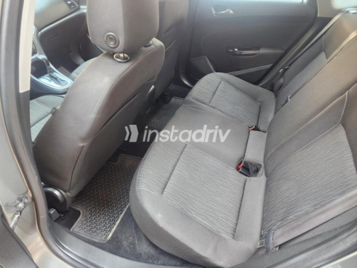 Opel Astra 2020 Gray Automatic Used for Sale in Nasr city - 9
