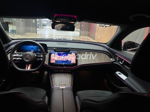 Mercedes E 200 2024 Black Automatic Used for Sale in Greater Cairo ( Cairo + Giza) - 3