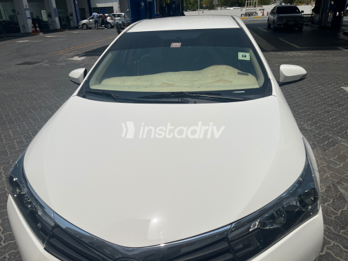 Toyota Corolla 2015 White Automatic Used for Sale in Greater Cairo ( Cairo + Giza) - 5