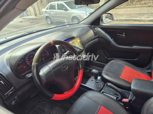 Hyundai Elantra 2020 White Automatic Used for Sale in Heliopolis - 7