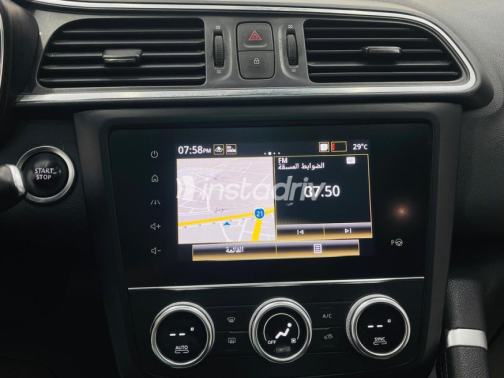 Renault Kadjar 2021 White Automatic Used for Sale in Greater Cairo ( Cairo + Giza) - 8