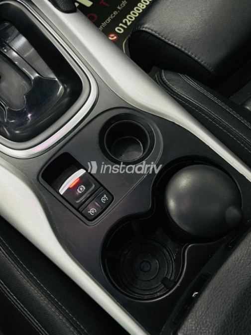 Renault Kadjar 2021 White Automatic Used for Sale in Greater Cairo ( Cairo + Giza) - 9