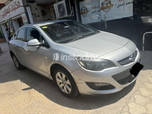 Opel Astra 2020 Silver Automatic Used for Sale in Nasr city - 1