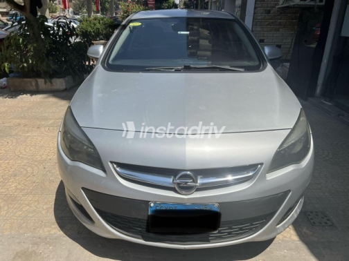 Opel Astra 2020 Silver Automatic Used for Sale in Nasr city - 9