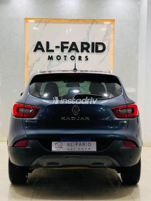 Renault Kadjar 2019 Dark Blue Automatic Used for Sale in Greater Cairo ( Cairo + Giza) - 4