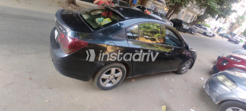 Chevrolet Cruze 2010 Black Automatic Used for Sale in Greater Cairo ( Cairo + Giza) - 9