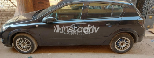 Opel Astra 2007 Black Automatic Used for Sale in Cairo - 4