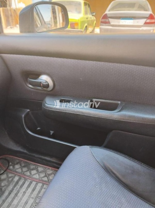Nissan Tiida 2006 Black Automatic Used for Sale in 10th of Ramadan - 1