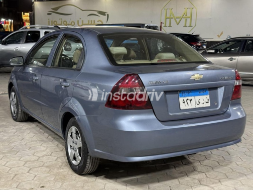 Chevrolet Aveo 2011 Dark Blue Automatic Used for Sale in Nasr city - 5