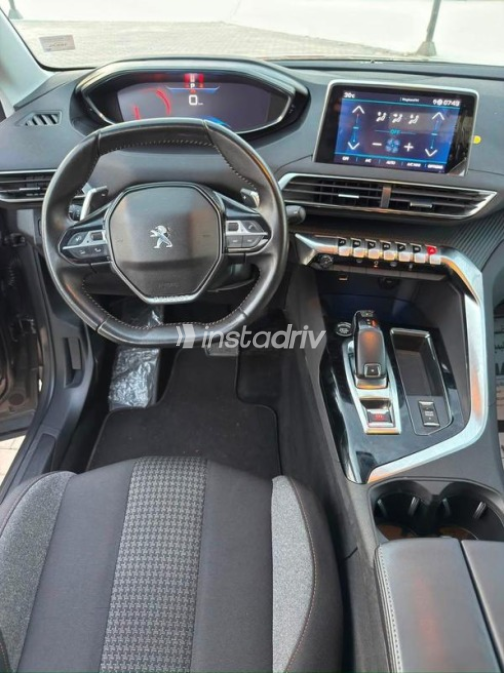 Peugeot 3008 2022 Brown Automatic Used for Sale in Nasr city - 10
