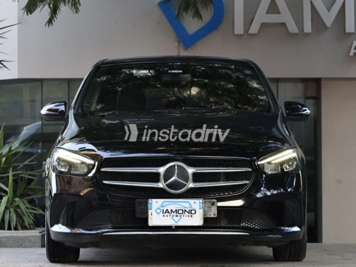 Mercedes B 180 2021 Black Automatic Used for Sale in Cairo - 2
