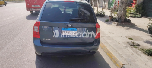 Kia Carens 2011 White Automatic Used for Sale in Greater Cairo ( Cairo + Giza) - 2