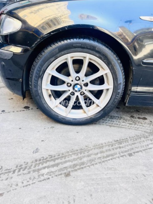 BMW 318 2002 Black Automatic Used for Sale in Alexandria - 8