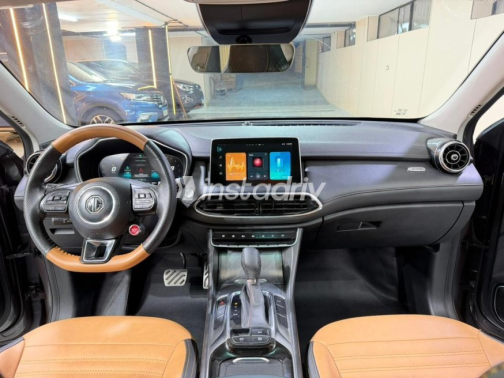 MG HS 2025 Silver Automatic Used for Sale in Cairo - 8