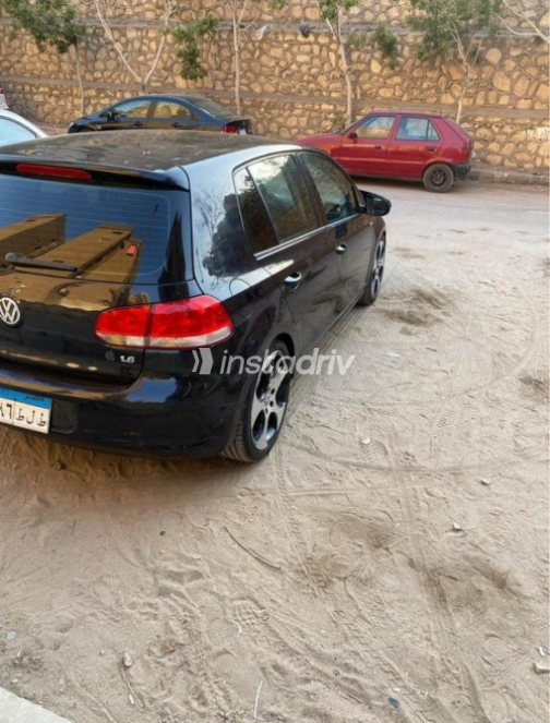 Volkswagen Golf 6 2012 Black Automatic Used for Sale in Nasr city - 5
