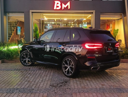 BMW X5 2020 Black Automatic Used for Sale in Sheikh Zayed City - 2