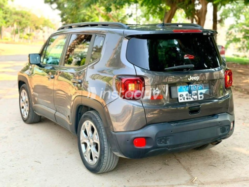 Jeep Renegade 2020 Gray Automatic Used for Sale in Cairo - 7