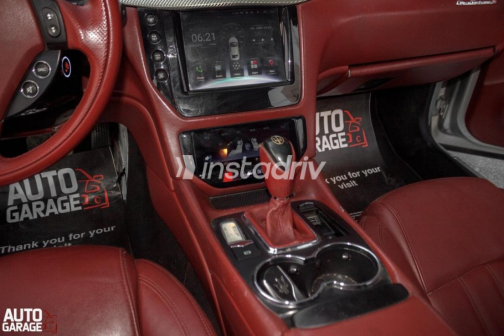 Maserati GranTurismo 2010 Silver Automatic Used for Sale in Cairo - 7
