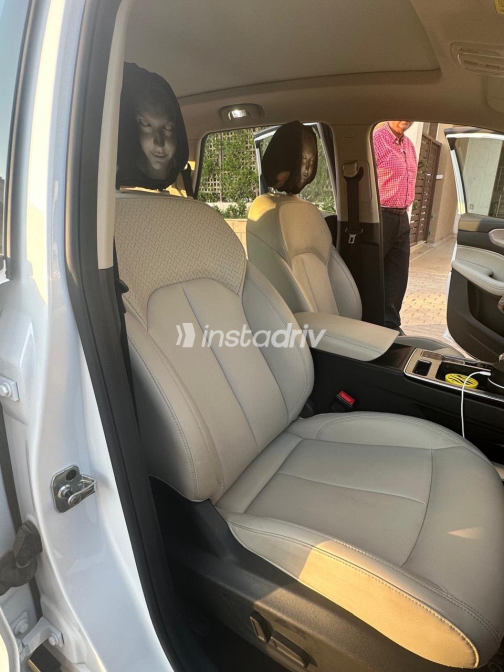 MG RX5 Plus 2025 White Automatic Used for Sale in Greater Cairo ( Cairo + Giza) - 4