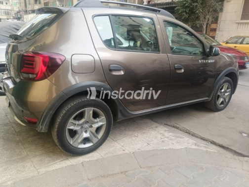 Renault Sandero 2021 White Automatic Used for Sale in Greater Cairo ( Cairo + Giza) - 3