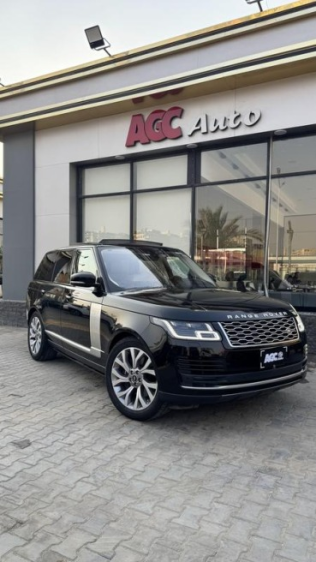 Land Rover Range Rover Vogue 2020 Black Automatic Used for Sale in Nasr city