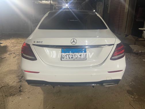 مرسيدس E 300 2020 أبيض أوتوماتيك مستعملة للبيع في القاهرة الكبرى ( القاهرة - الجيزة) - 5