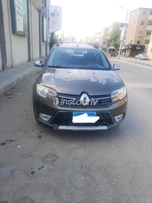 Renault Sandero Step Way 2018 Bronze Automatic Used for Sale in Greater Cairo ( Cairo + Giza) - 1