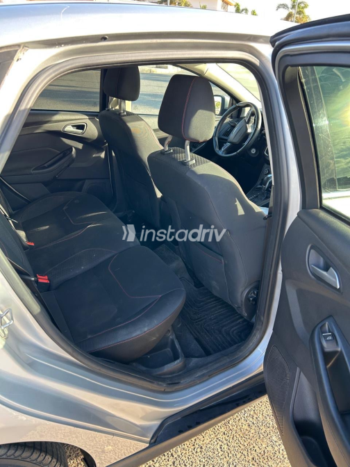 Ford Focus 2017 Silver Automatic Used for Sale in Greater Cairo ( Cairo + Giza) - 3