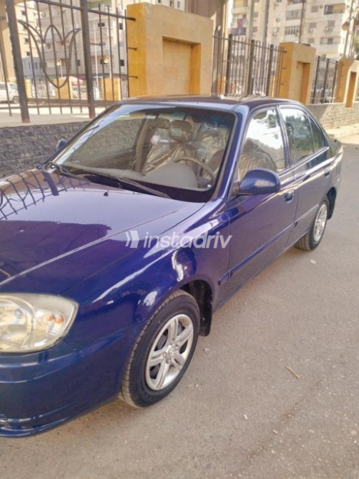 Hyundai Verna 2014 Dark Blue Automatic Used for Sale in El Haram - 4
