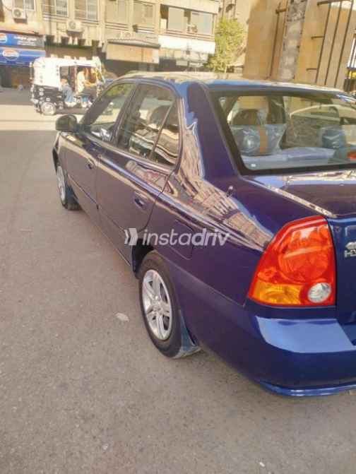 Hyundai Verna 2014 Dark Blue Automatic Used for Sale in El Haram - 5