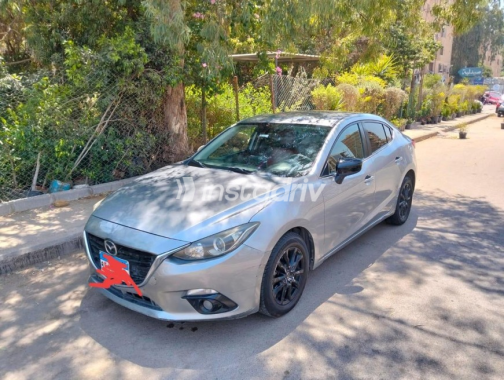 Mazda 3 2017 Gray Automatic Used for Sale in Cairo - 2