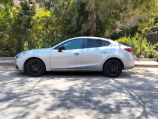 Mazda 3 2017 Gray Automatic Used for Sale in Cairo