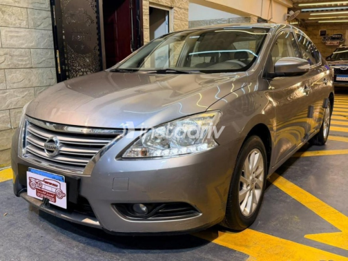 Nissan Sentra 2018 White Automatic Used for Sale in Heliopolis - 2