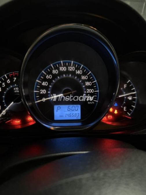 Toyota Yaris 2015 Blue Automatic Used for Sale in Cairo - 6