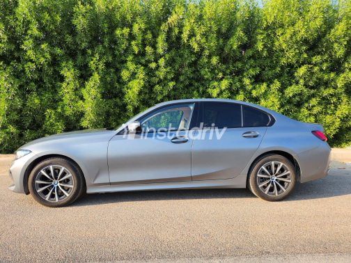 BMW 320 2024 Silver Automatic Used for Sale in Greater Cairo ( Cairo + Giza) - 3