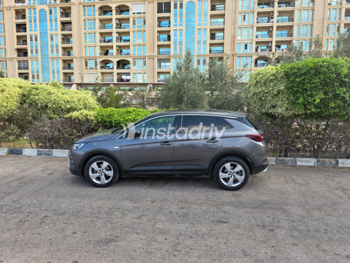Opel Grandland 2021 Gray Automatic Used for Sale in Greater Cairo ( Cairo + Giza) - 5