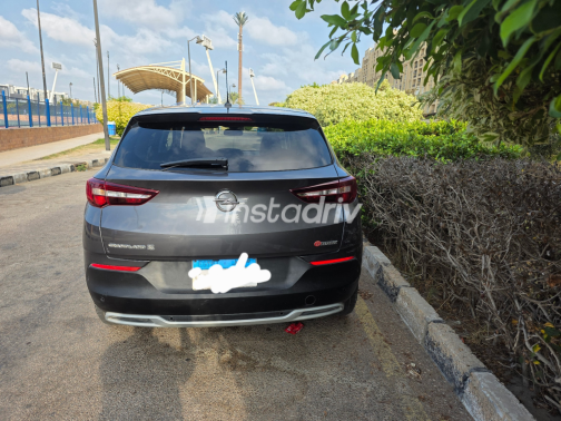 Opel Grandland 2021 Gray Automatic Used for Sale in Greater Cairo ( Cairo + Giza) - 7
