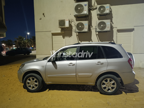 Chery Tiggo 3 2019 Silver Automatic Used for Sale in Greater Cairo ( Cairo + Giza) - 2