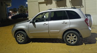 Chery Tiggo 3 2019 Silver Automatic Used for Sale in Greater Cairo ( Cairo + Giza)