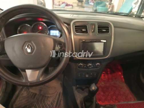 Renault Sandero Step Way 2015 Red Automatic Used for Sale in Pyramids Gardens - 4