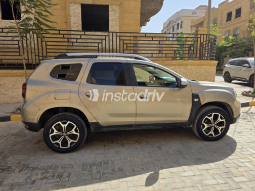 Renault Duster 2019 White Automatic Used for Sale in Greater Cairo ( Cairo + Giza) - 2