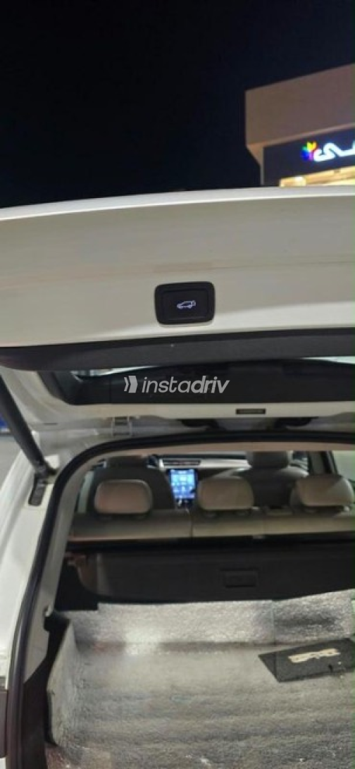 MG Rx5 2023 White Automatic Used for Sale in Cairo - 2